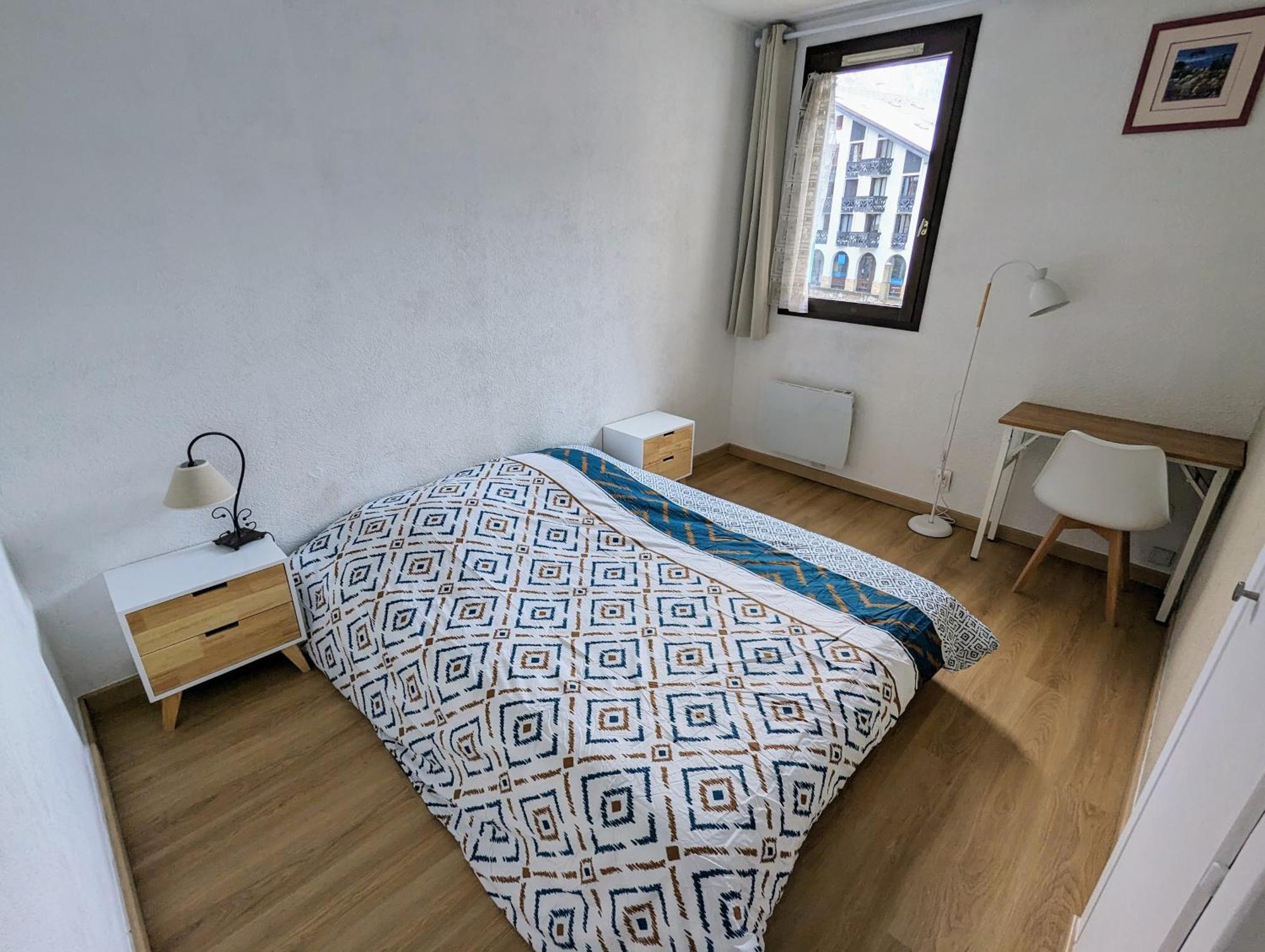 Central Spacious Flat With Private Parking シャモニー エクステリア 写真