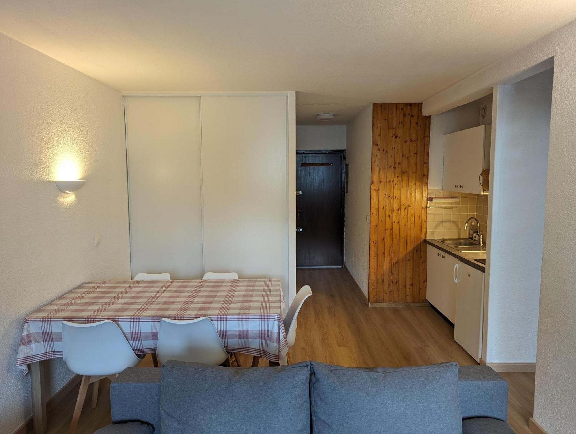 Central Spacious Flat With Private Parking シャモニー エクステリア 写真